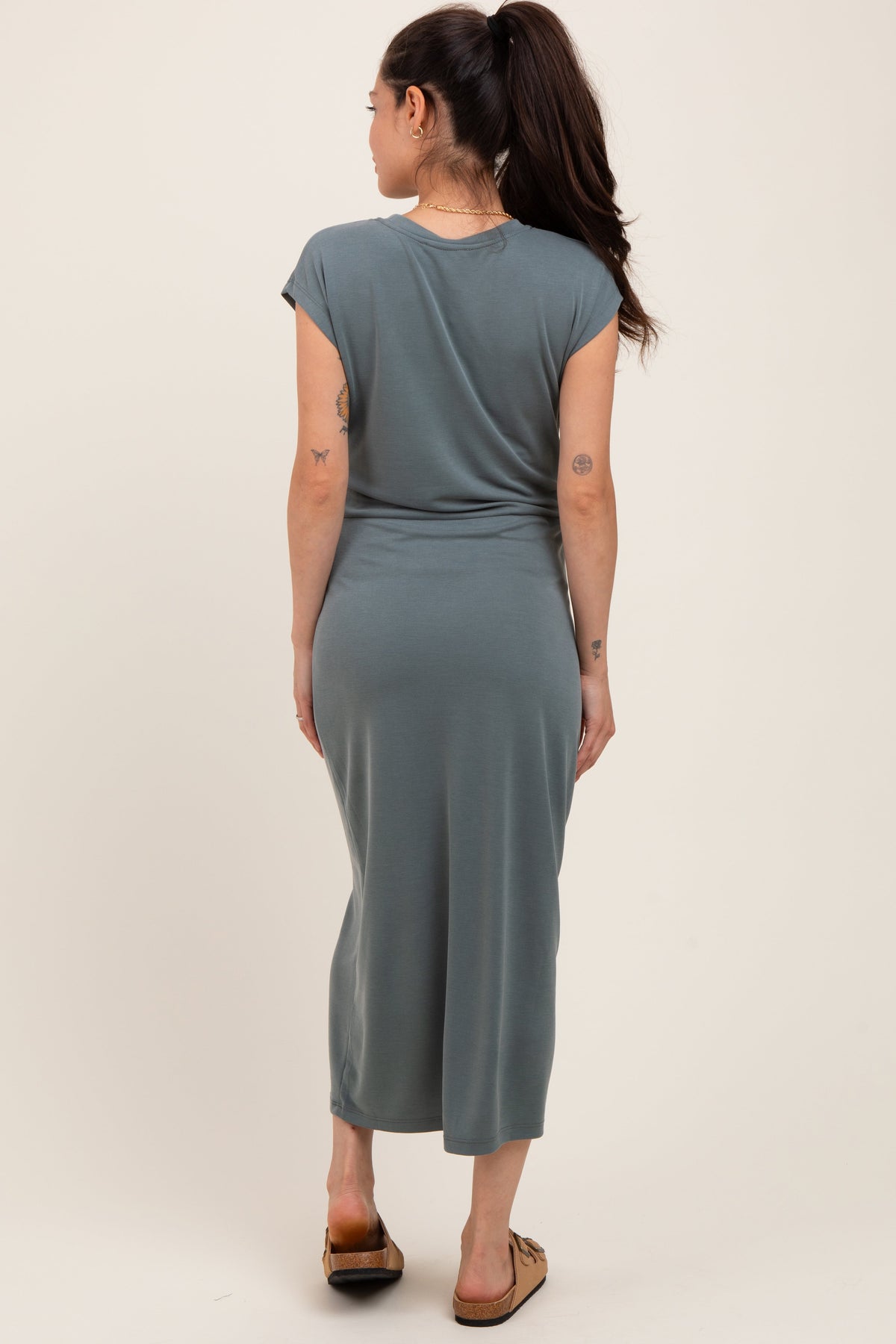 Light Olive Solid Short Sleeve Maternity Midi Dress