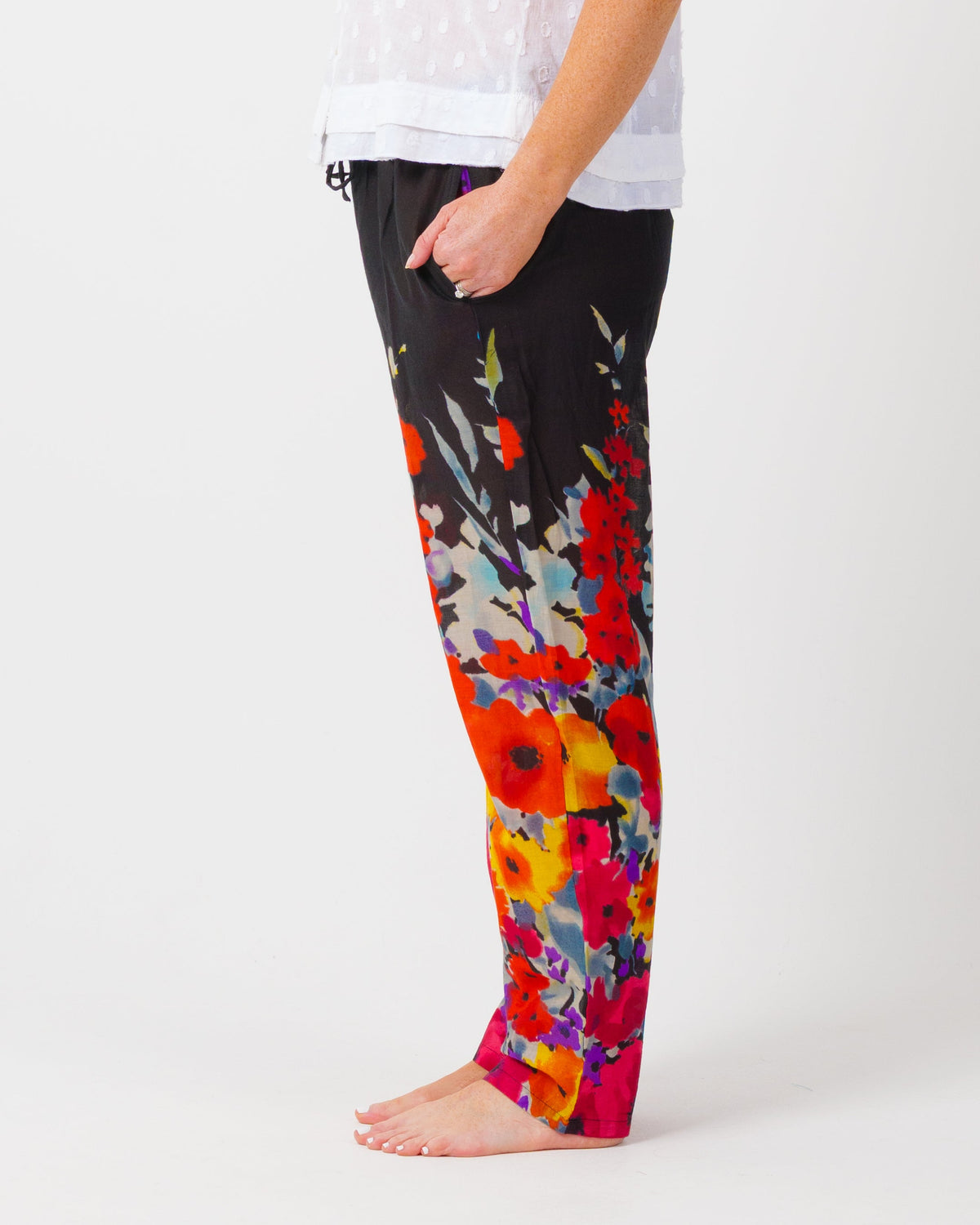 Chilli Pants in Abstract Black Floral