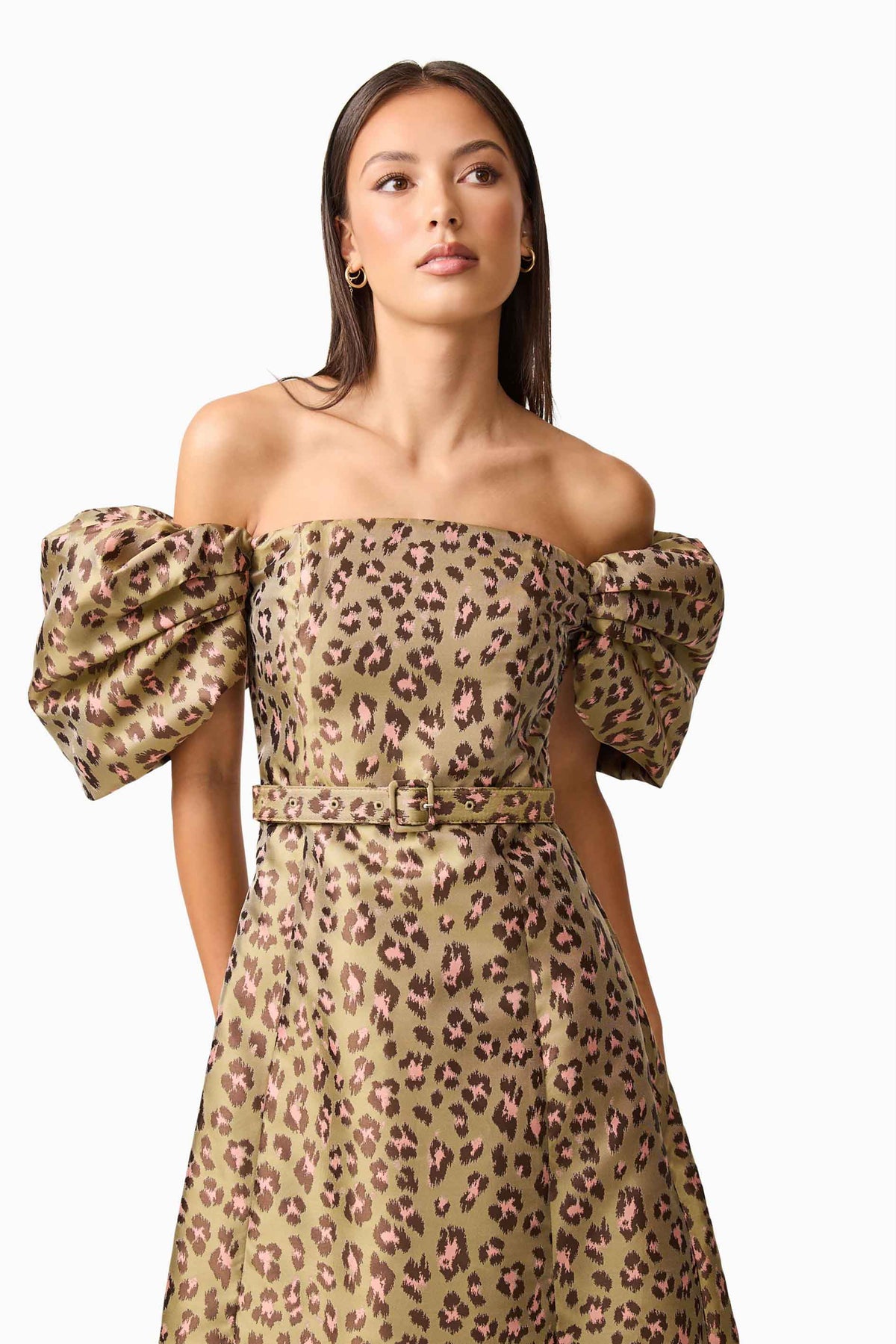 Elara Off The Shoulder Midi Dress in Leopard Print