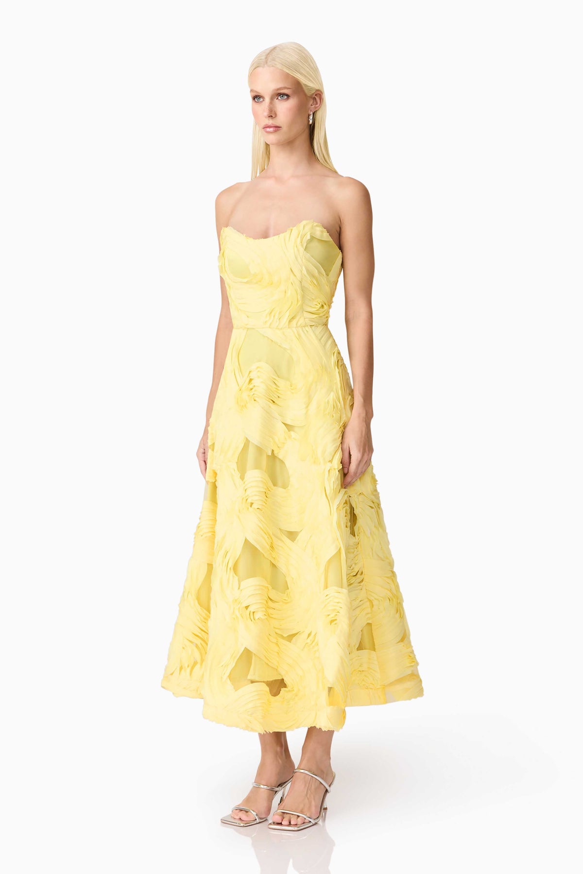 Asher Sweetheart Midi Dress in Yellow