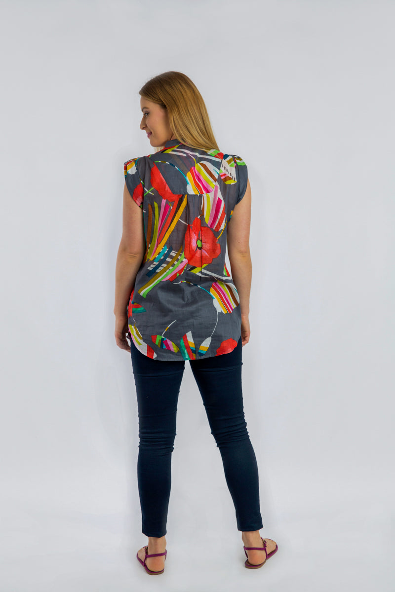 Magnetic Cap Sleeve Shirt in Mid-Grey Poppies