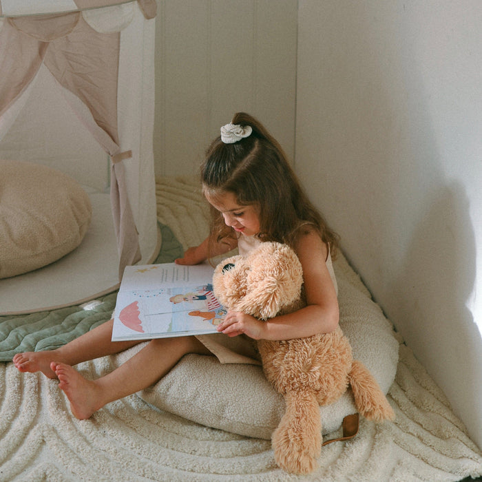 BAYLEY Teddy Boucle Cushion oatmeal